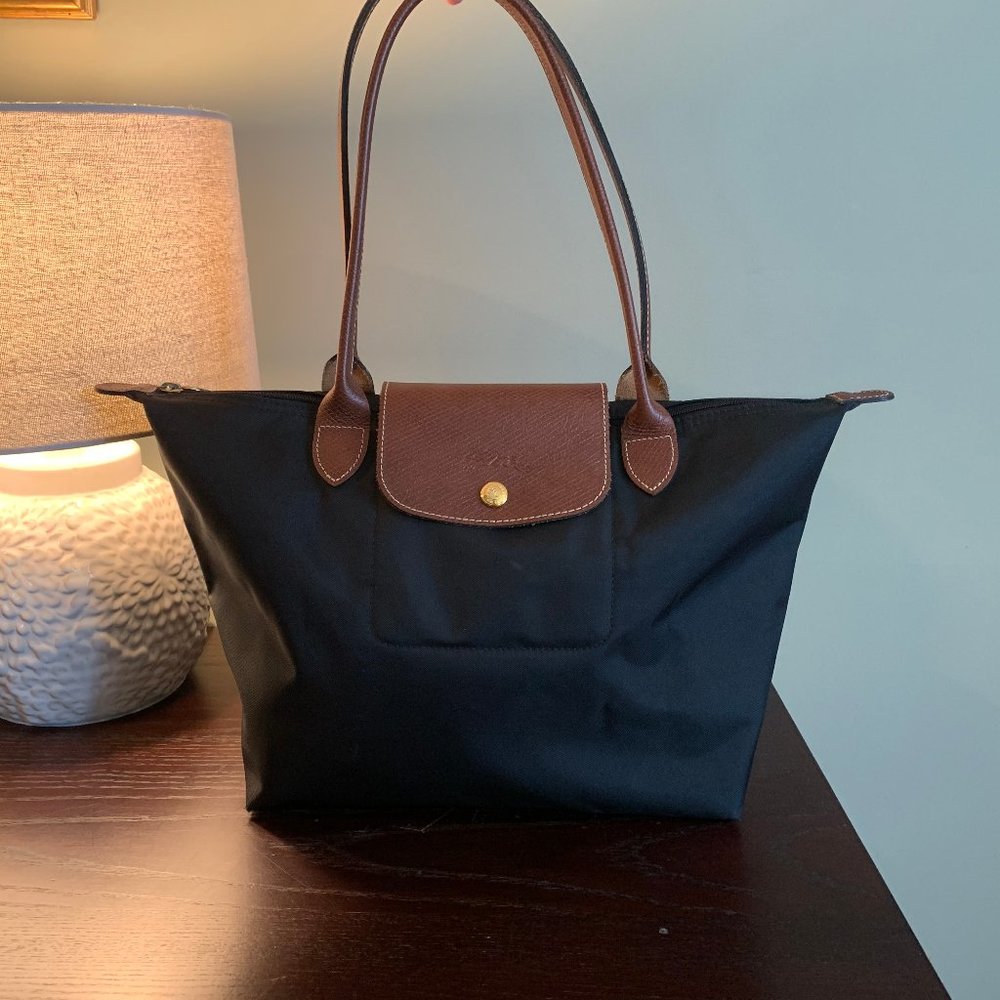 Longchamp Le Pliage Medium Shoulder Tote